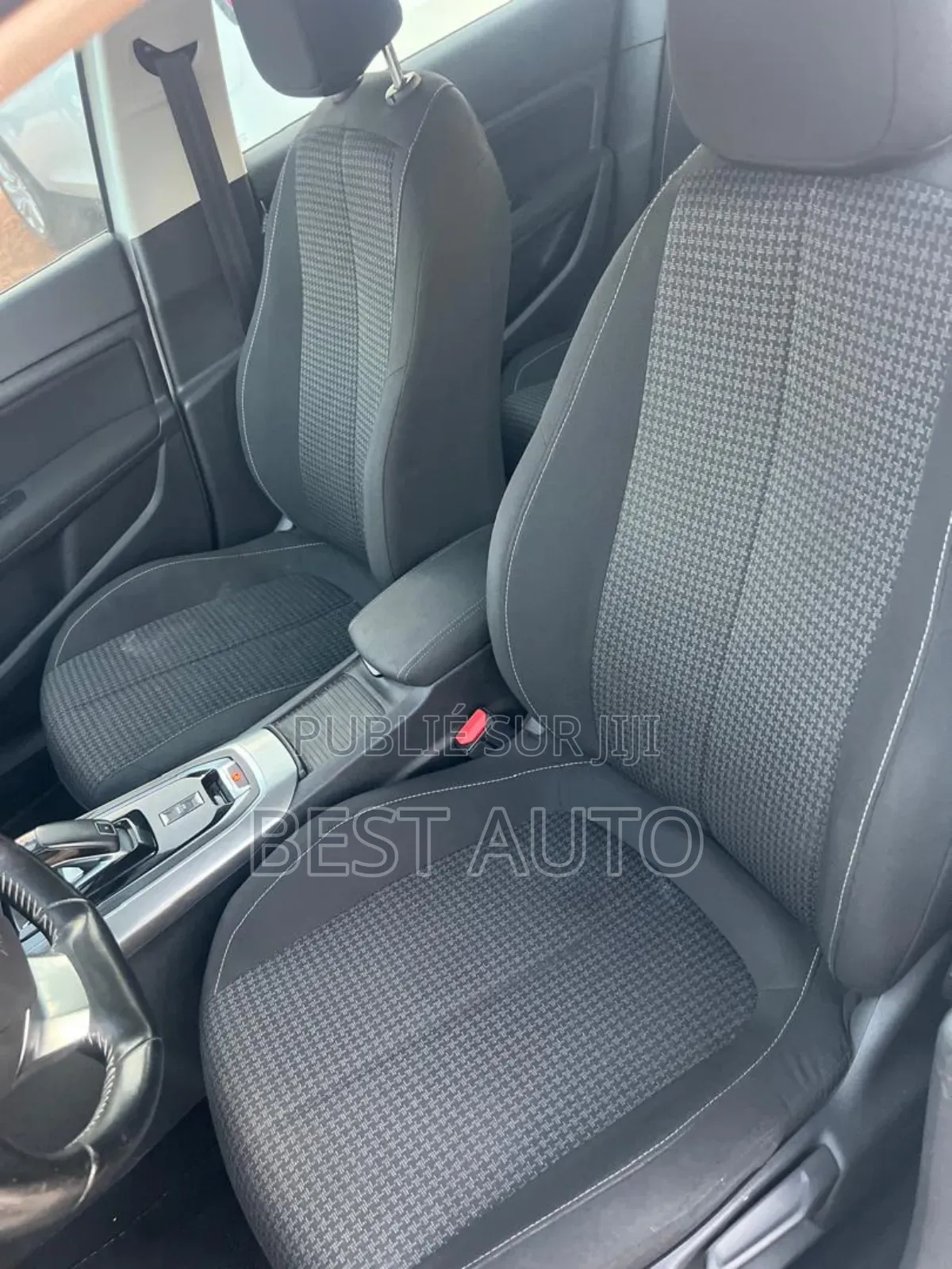 PEUGEOT 308 2019 Blanc