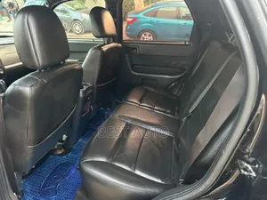 Ford Escape 2011 Noir