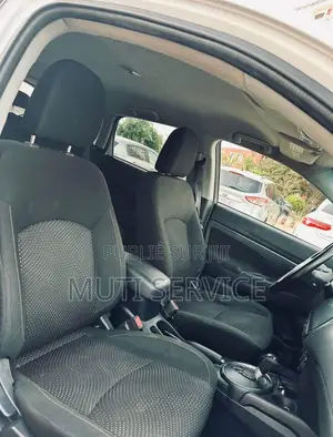 Mitsubishi Outlander 2019 Blanc