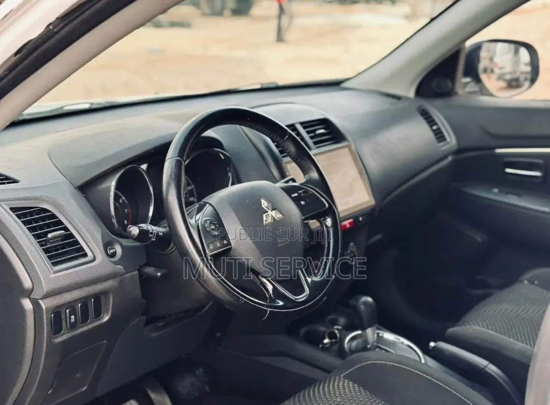 Mitsubishi Outlander 2019 Blanc