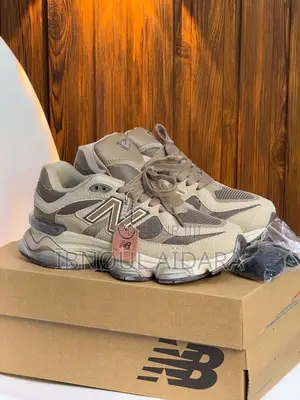 New Balance 9060 Disponible