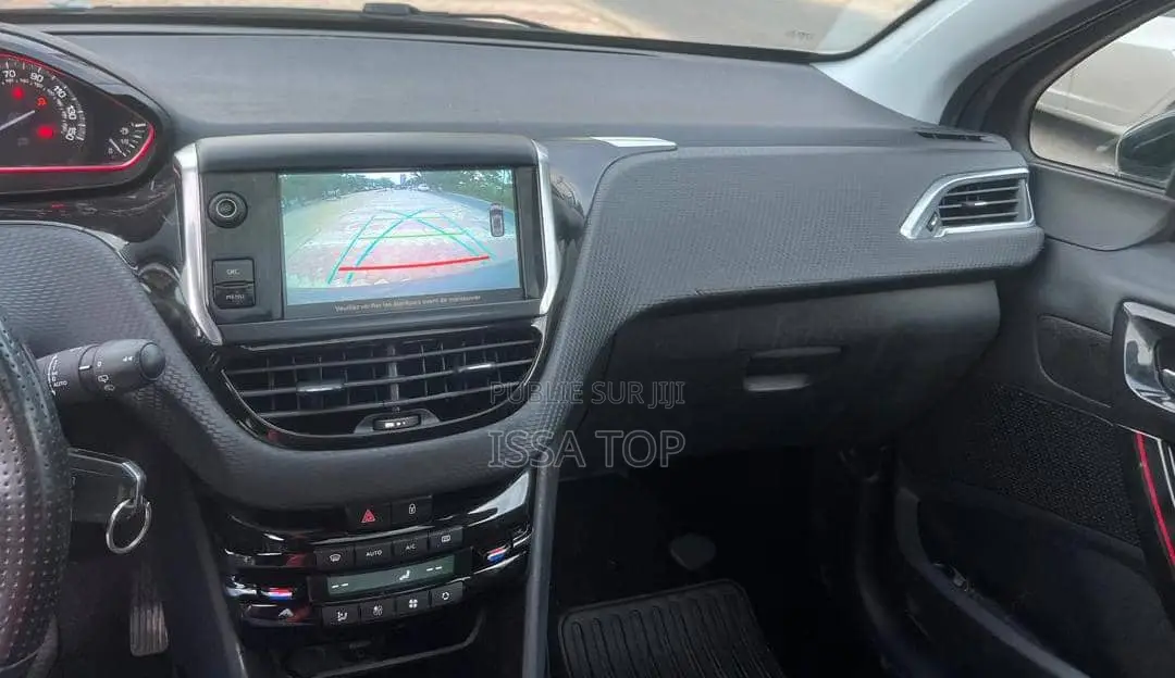 PEUGEOT 2008 2017 Gris