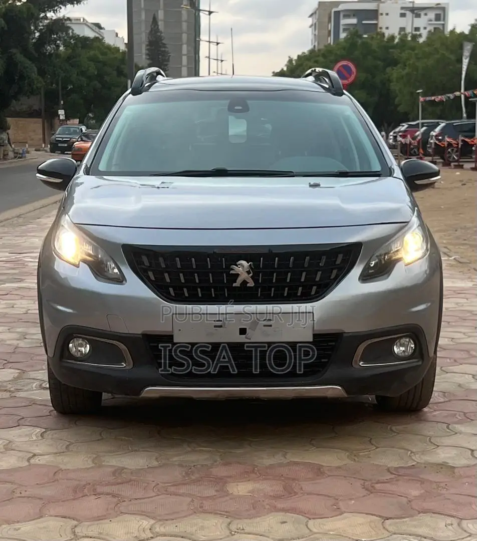 PEUGEOT 2008 2017 Gris