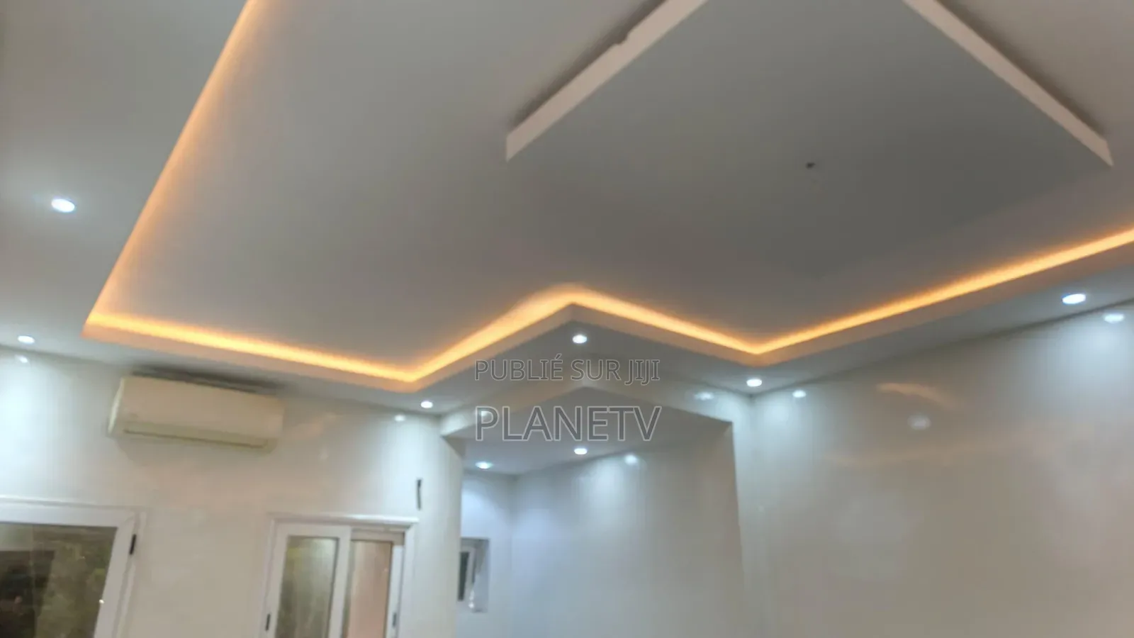 Furnished 2chbre Chambre et salon dans Medina à Louer