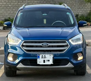Photo - Ford Escape 2017 Bleu