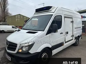 Photo - Mercedes-Benz Sprinter 2018 Blanc