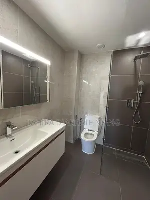 3chbre Appartement dans Fann-Point E-Amitié à Vendre