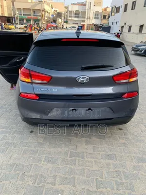 Hyundai Elantra 2018 Gris