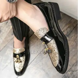 Photo - Chaussures Hommes Glands Mocassins Baladeuses Doré Noir