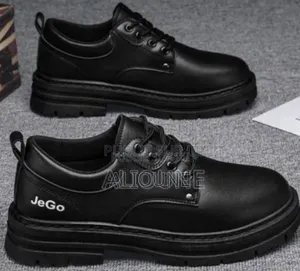 Photo - Vendeur De Chaussures Hommes