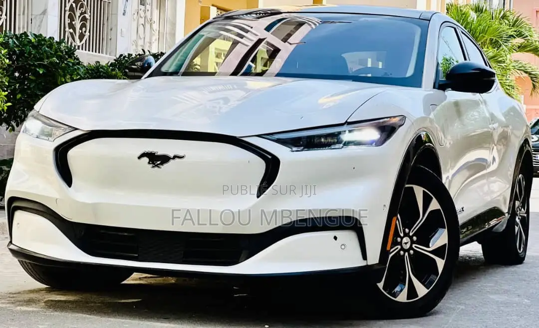 Ford Mustang 2021 Blanc