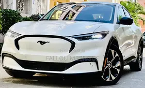 Ford Mustang 2021 Blanc