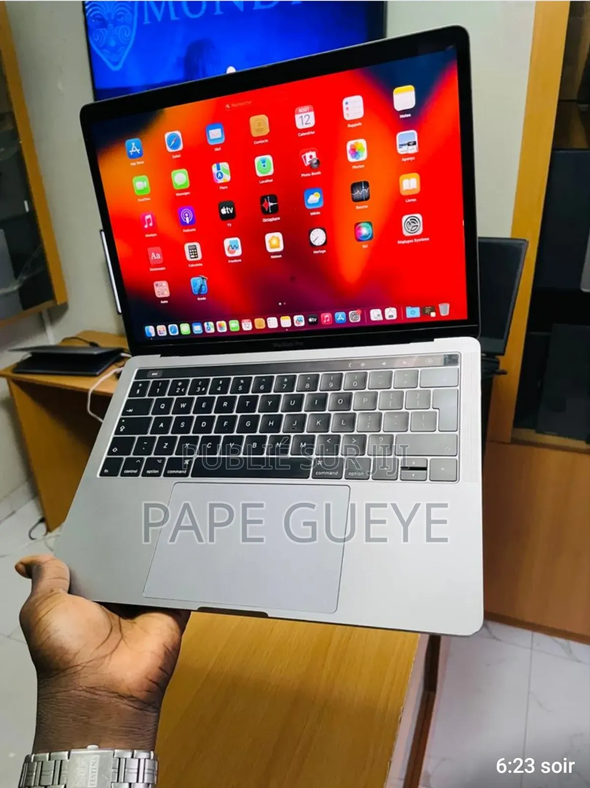 Ordinateur Portable Pomme MacBook Pro 2020 8GB Apple M1 SSD 512GB