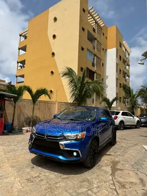 Mitsubishi Outlander 2019 Blue