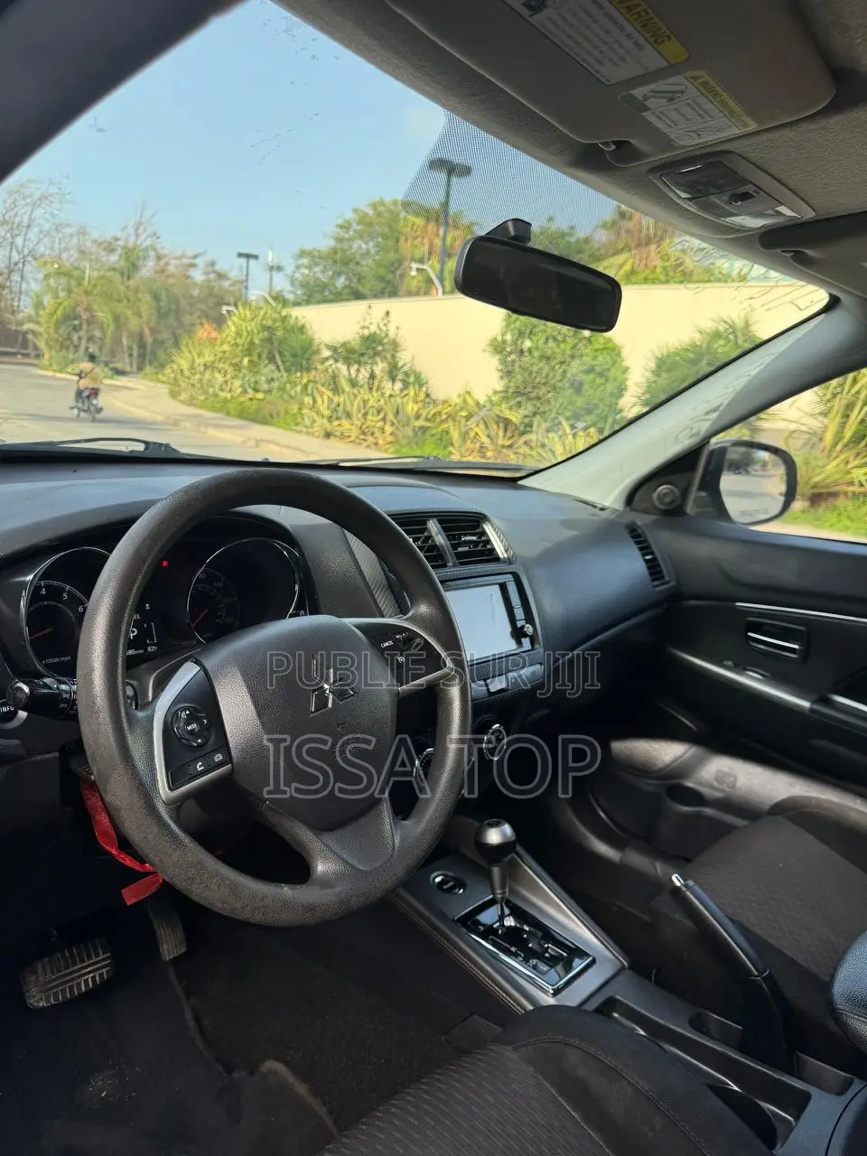 Mitsubishi Outlander 2019 Blue