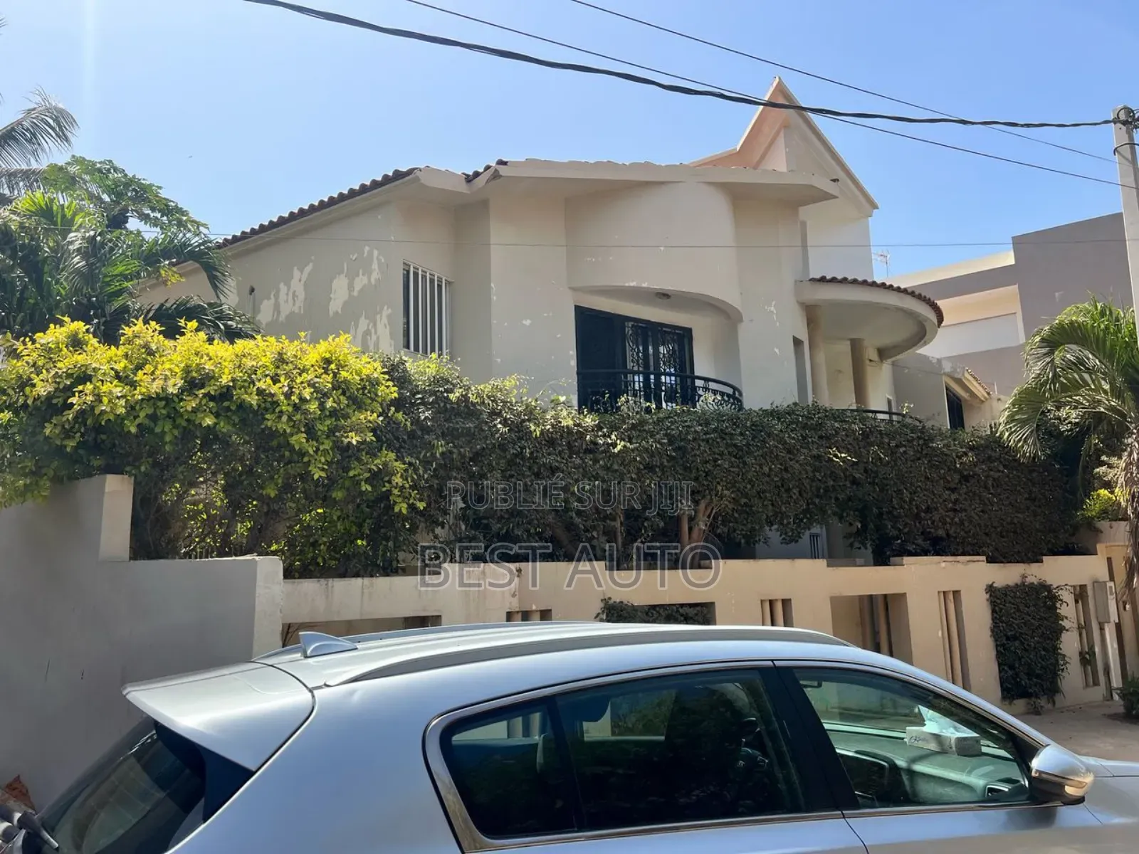 10chbre Villa dans Almadies à Vendre