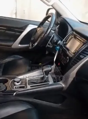 Mitsubishi Pajero 2021 Gris