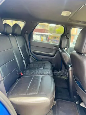 Location Ford Escape 2012