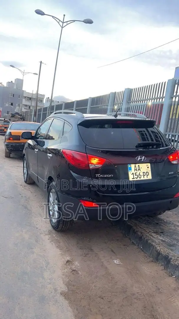 Hyundai Tucson 2015 Black