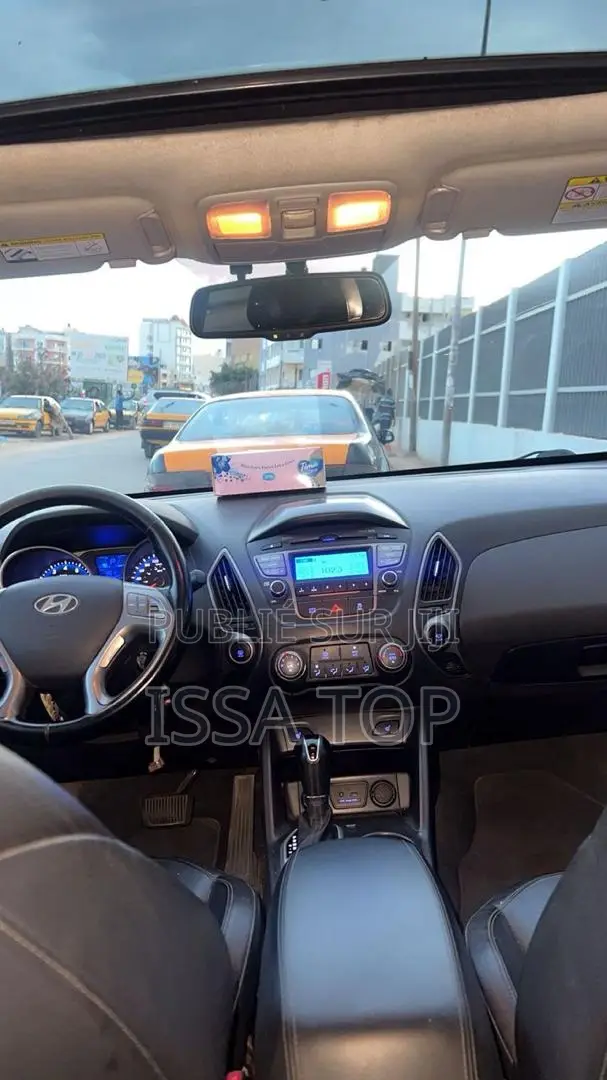 Hyundai Tucson 2015 Black