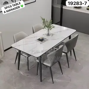 Table À Manger Avec 04 Chaises