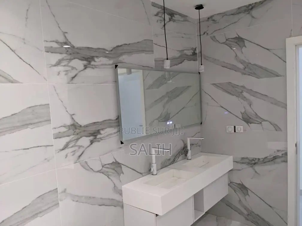 4chbre Appartement dans Salih Immo, Almadies à Vendre