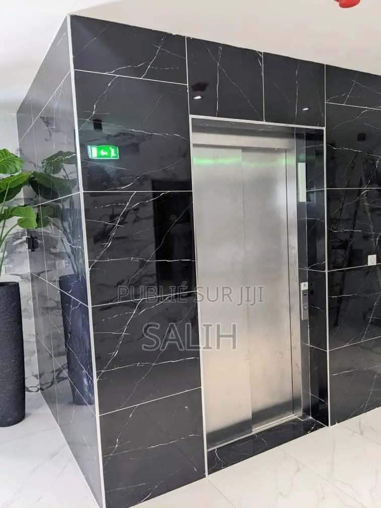 4chbre Appartement dans Salih Immo, Almadies à Vendre