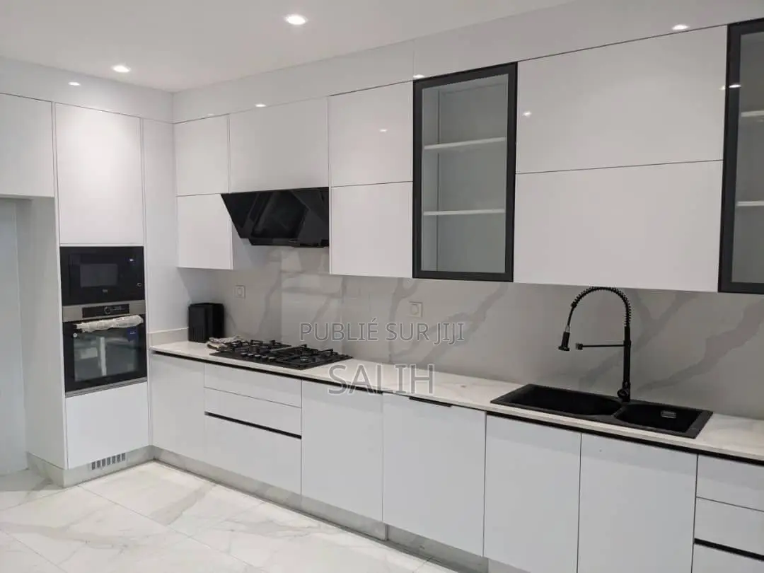 4chbre Appartement dans Salih Immo, Almadies à Vendre