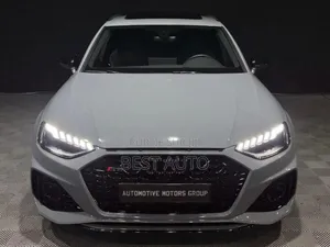 Photo - Audi RS 6 Avant 2022 Gris
