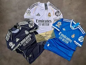 Maillots Saisons 2026en Bonne Qualité