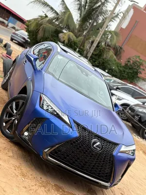 Lexus UX 2021 Bleu