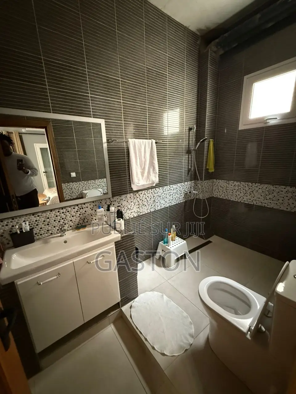 Furnished 3chbre Duplex dans Katos Immo, Thiès Nord à Louer