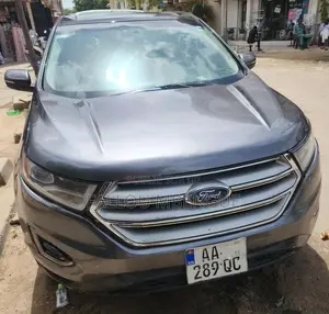 Photo - Ford Edge 2015 Gris