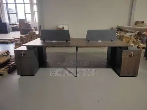 Photo - Station De Service 4 Places