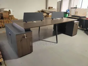 Station De Service 4 Places