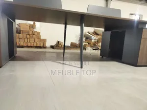 Station De Service 4 Places