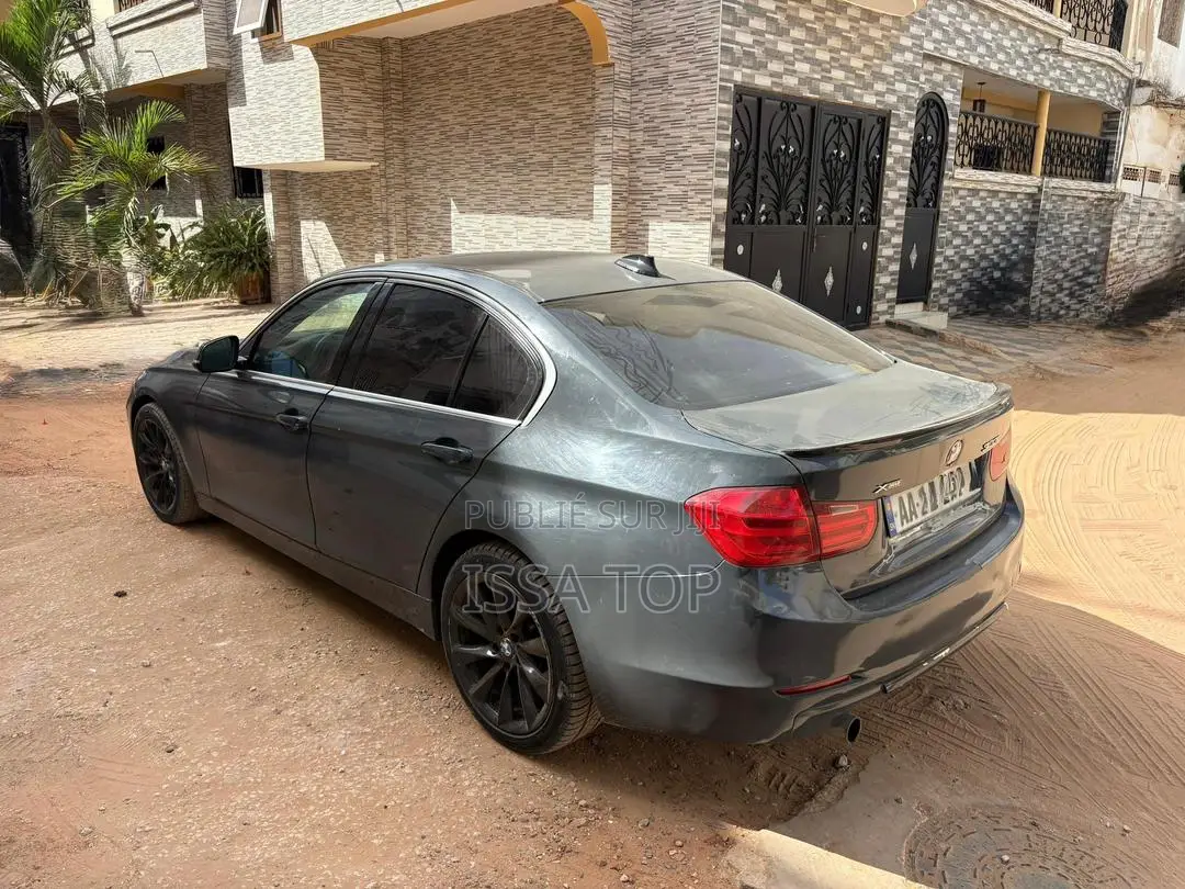 BMW 320i 2015 Gris