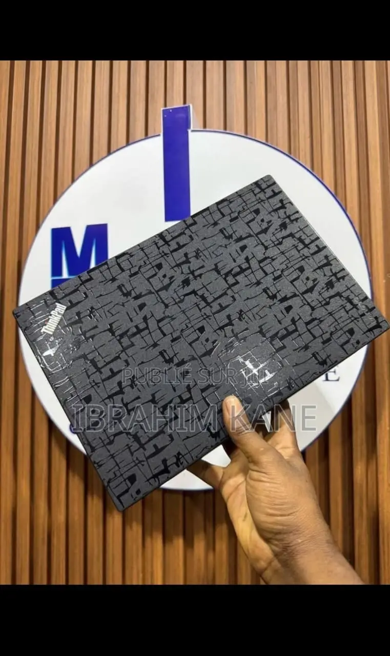 New Lenovo ThinkPad X270 8GB Intel Core I5 SSD 256GB