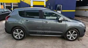 PEUGEOT 3008 2016 Gris