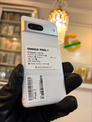 Photo - New Google Pixel 7 128 GB Blanc