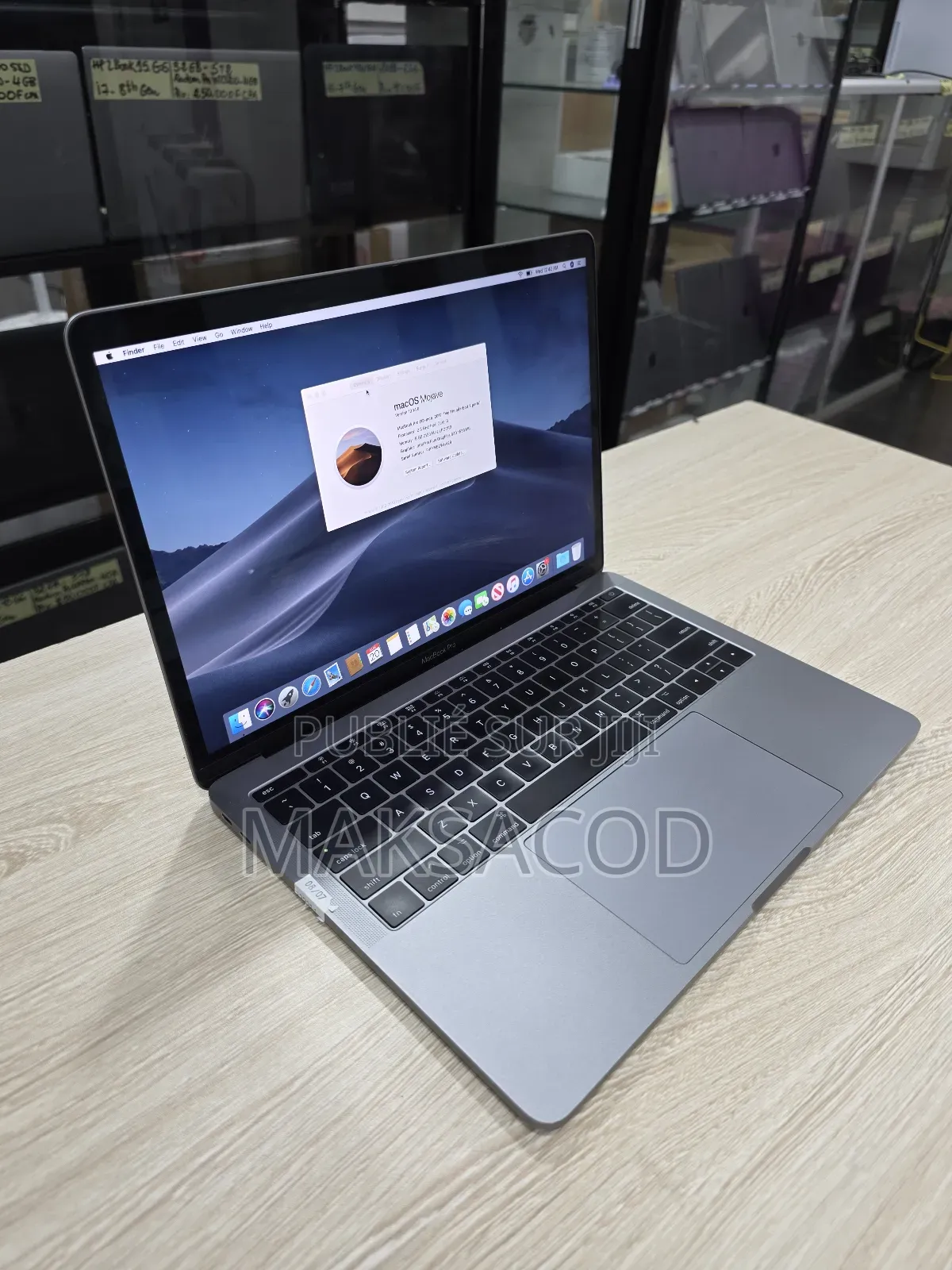 Ordinateur Portable Apple MacBook Pro 2017 8GB Intel Core I5 SSD 256GB