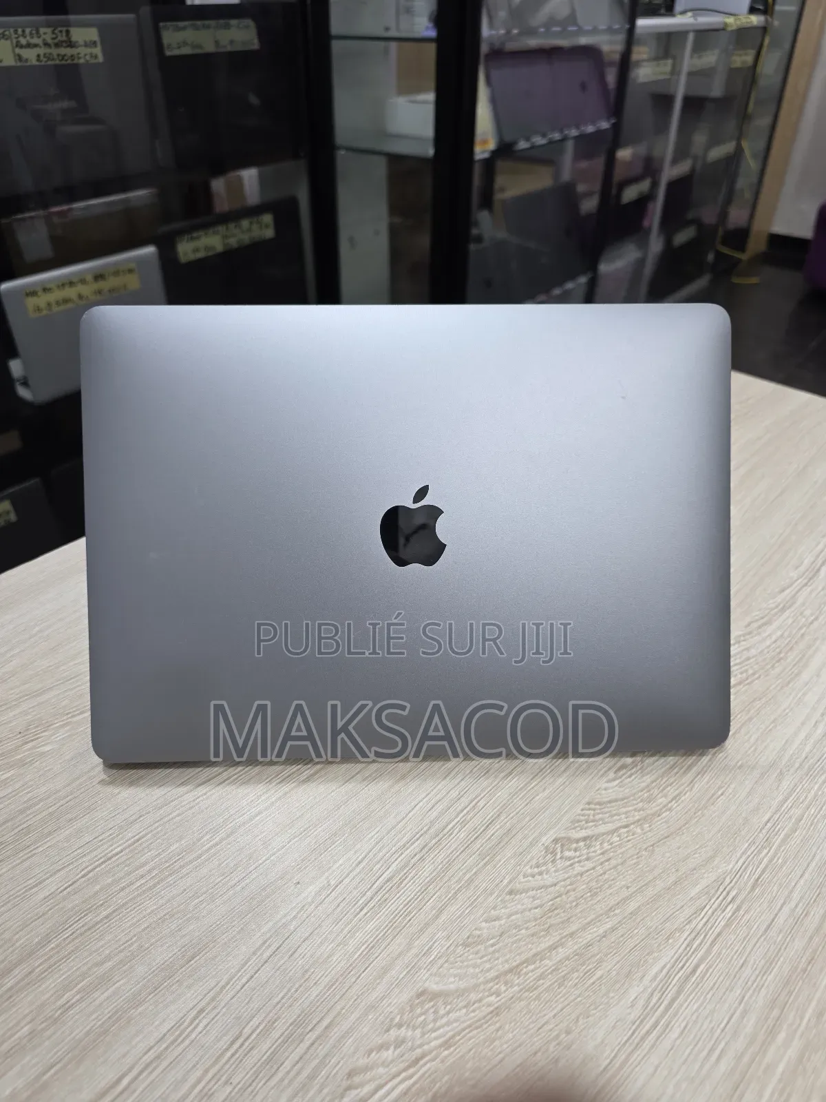 Ordinateur Portable Apple MacBook Pro 2017 8GB Intel Core I5 SSD 256GB
