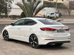 Hyundai Elantra 2017 Blanc