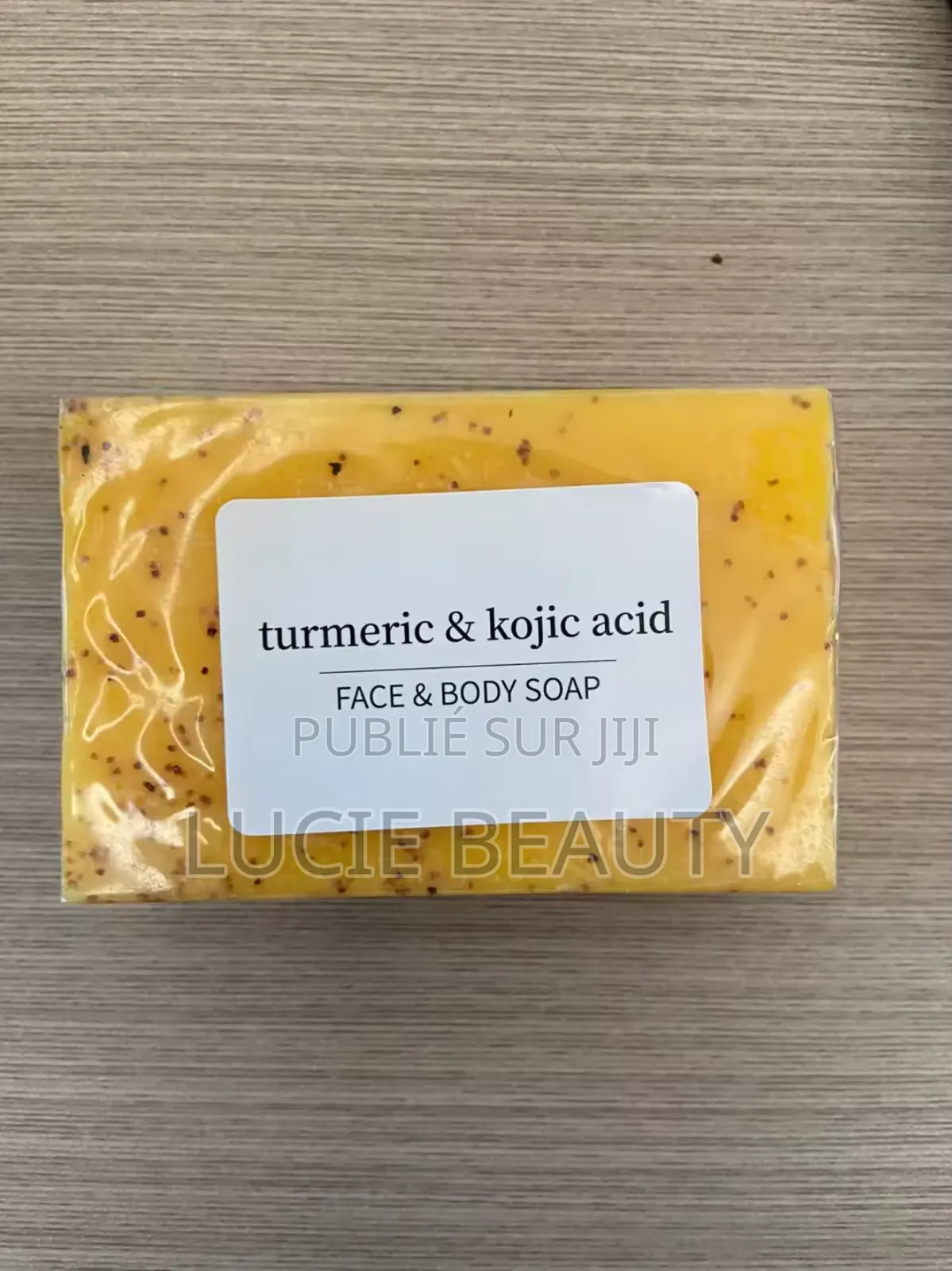 Savon Tumeric Et d'Acide Kojic