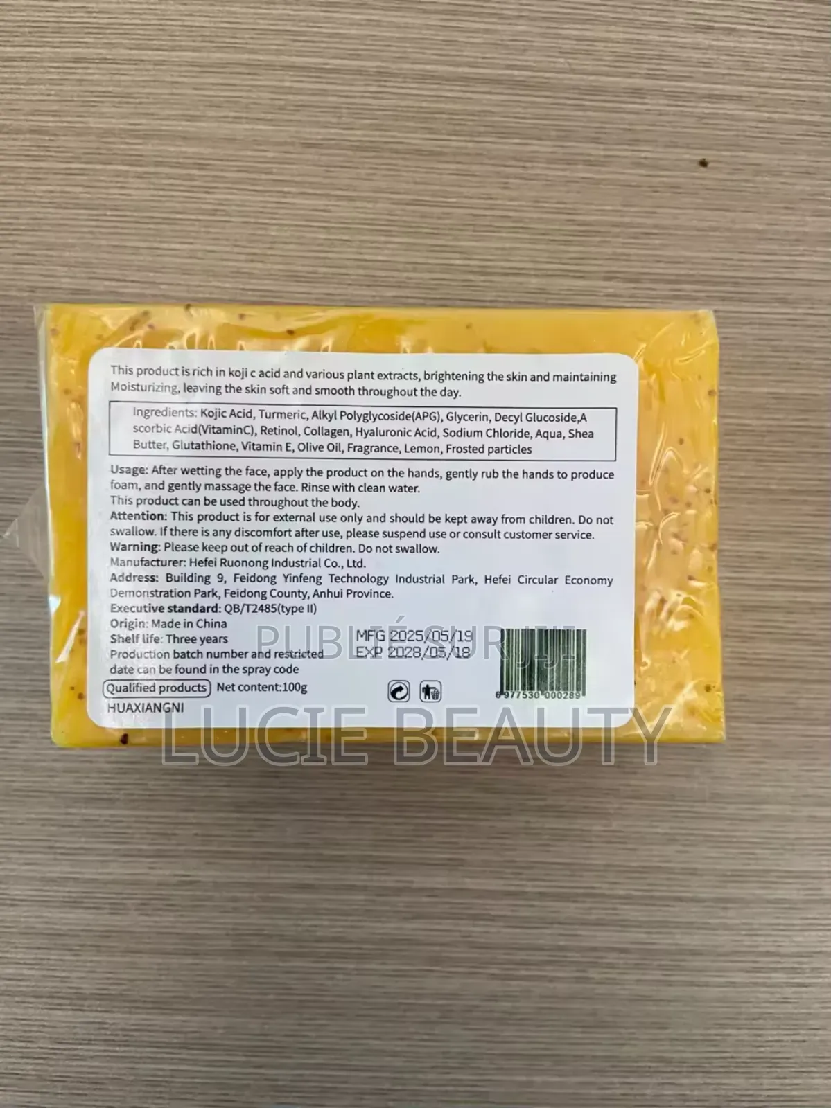 Savon Tumeric Et d'Acide Kojic