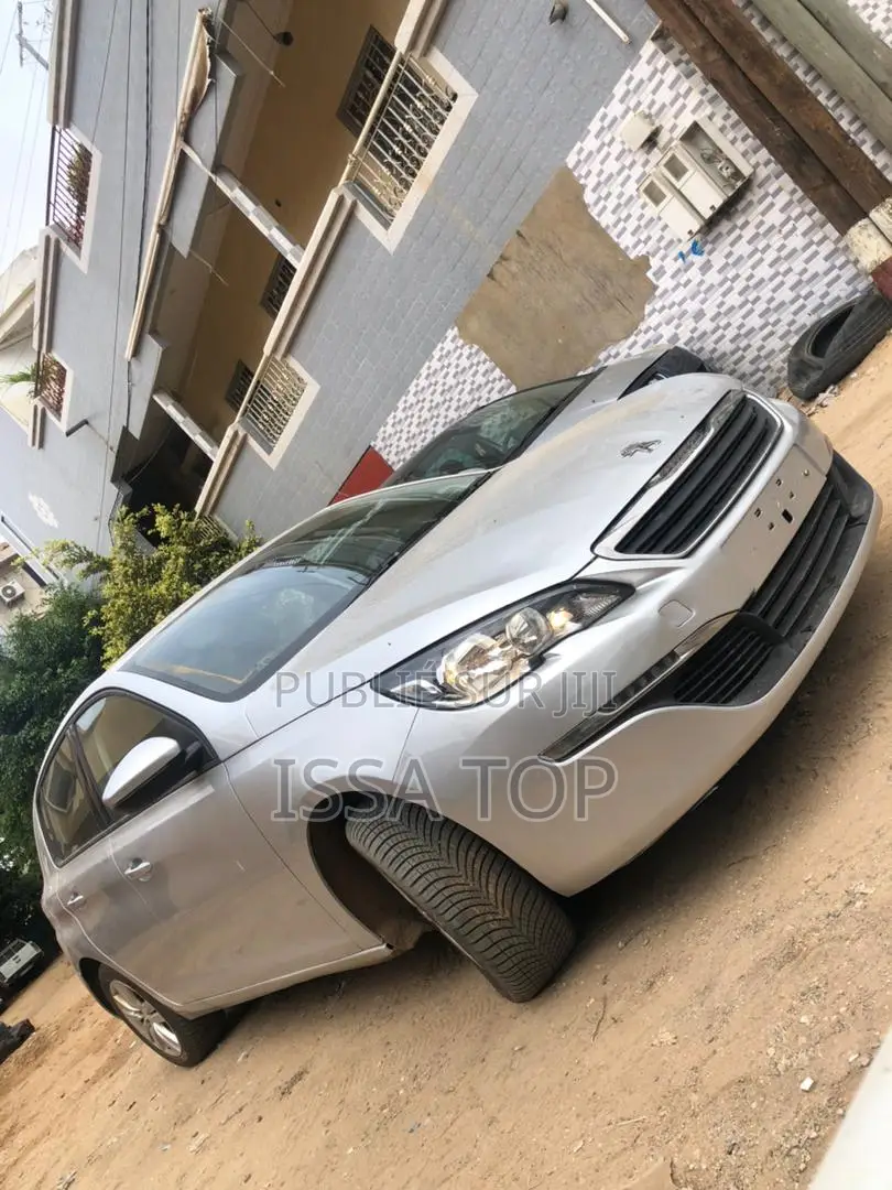 Peugeot 308 2017 Gris