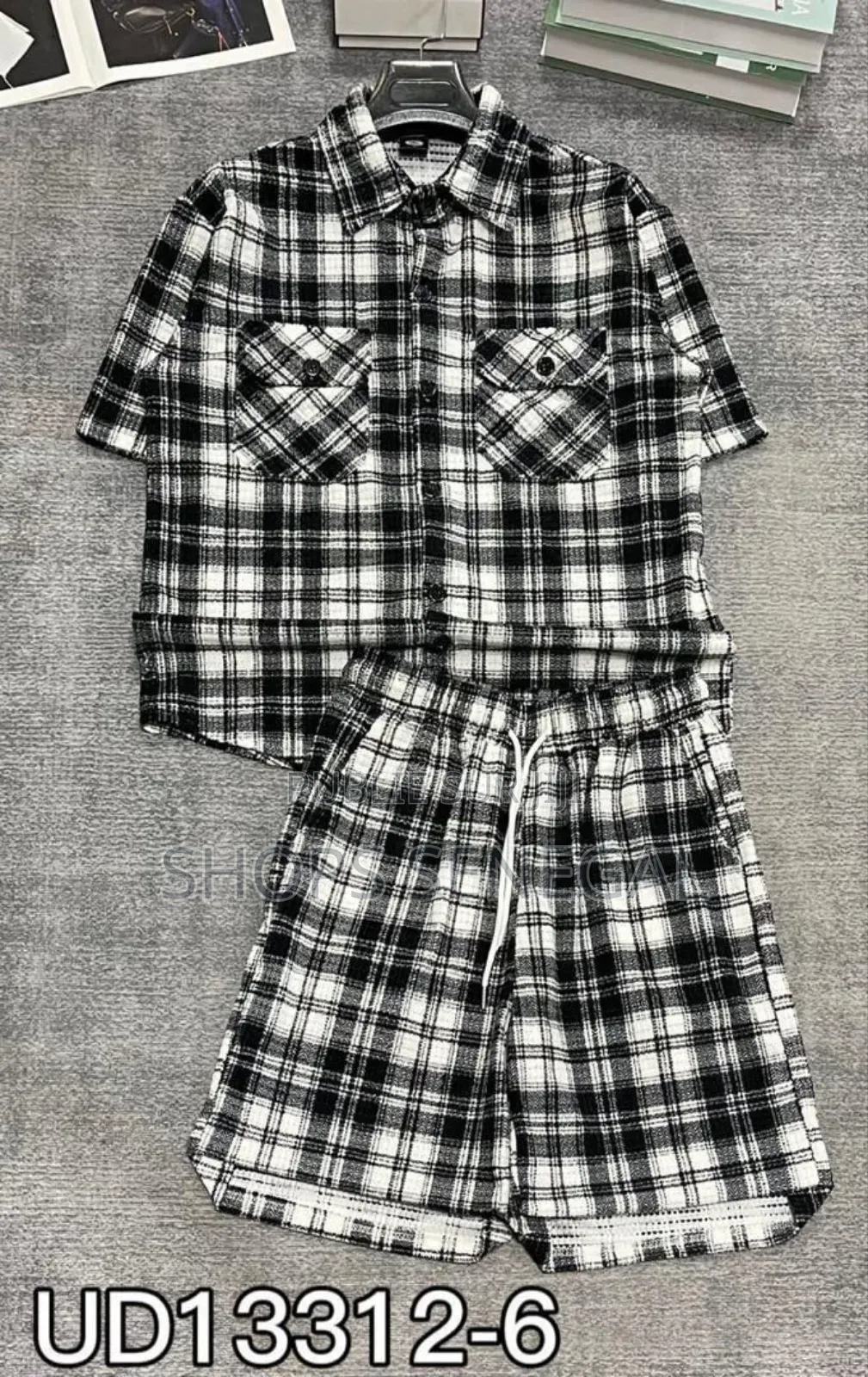 Ensemble Checkered Style