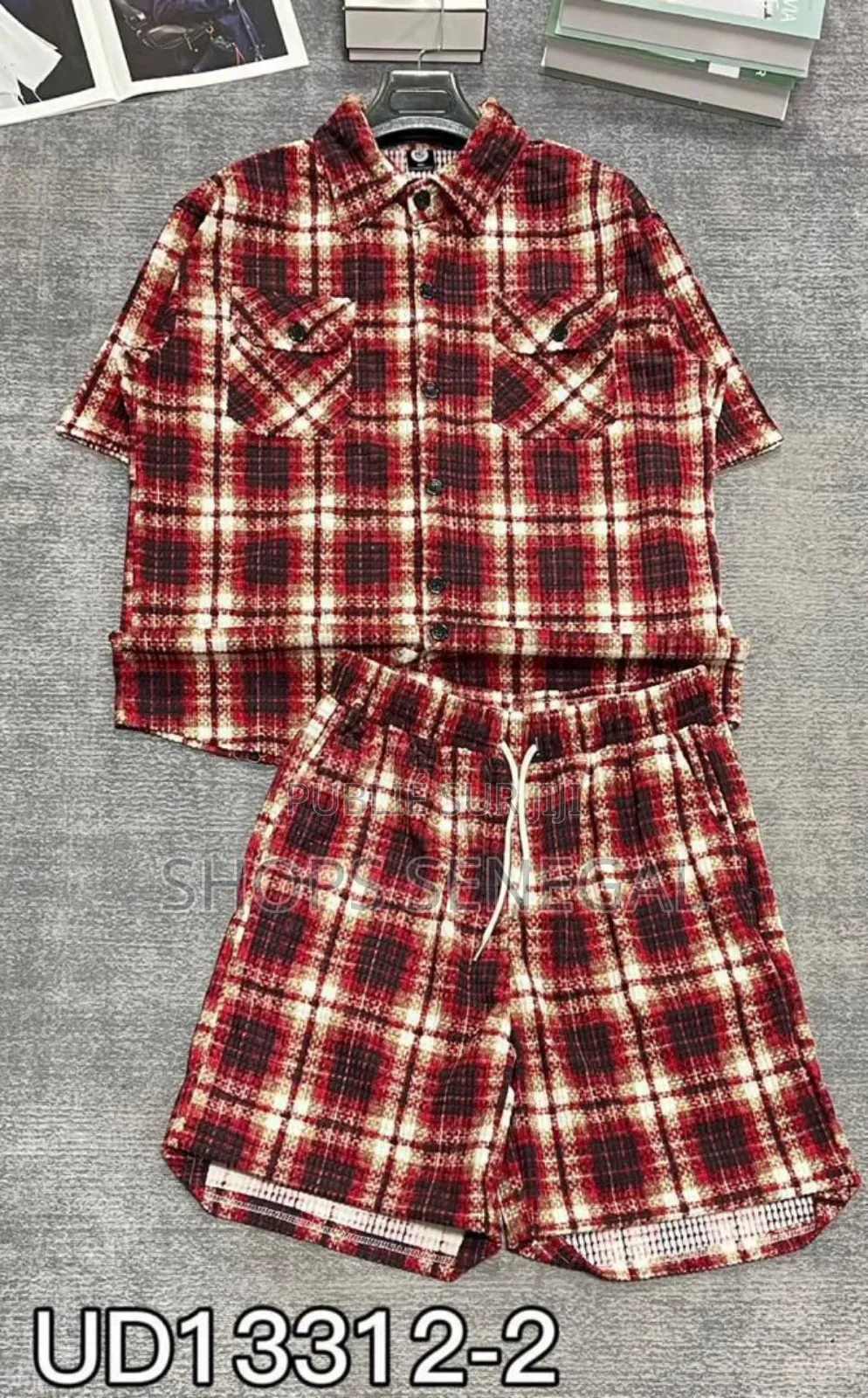 Ensemble Checkered Style