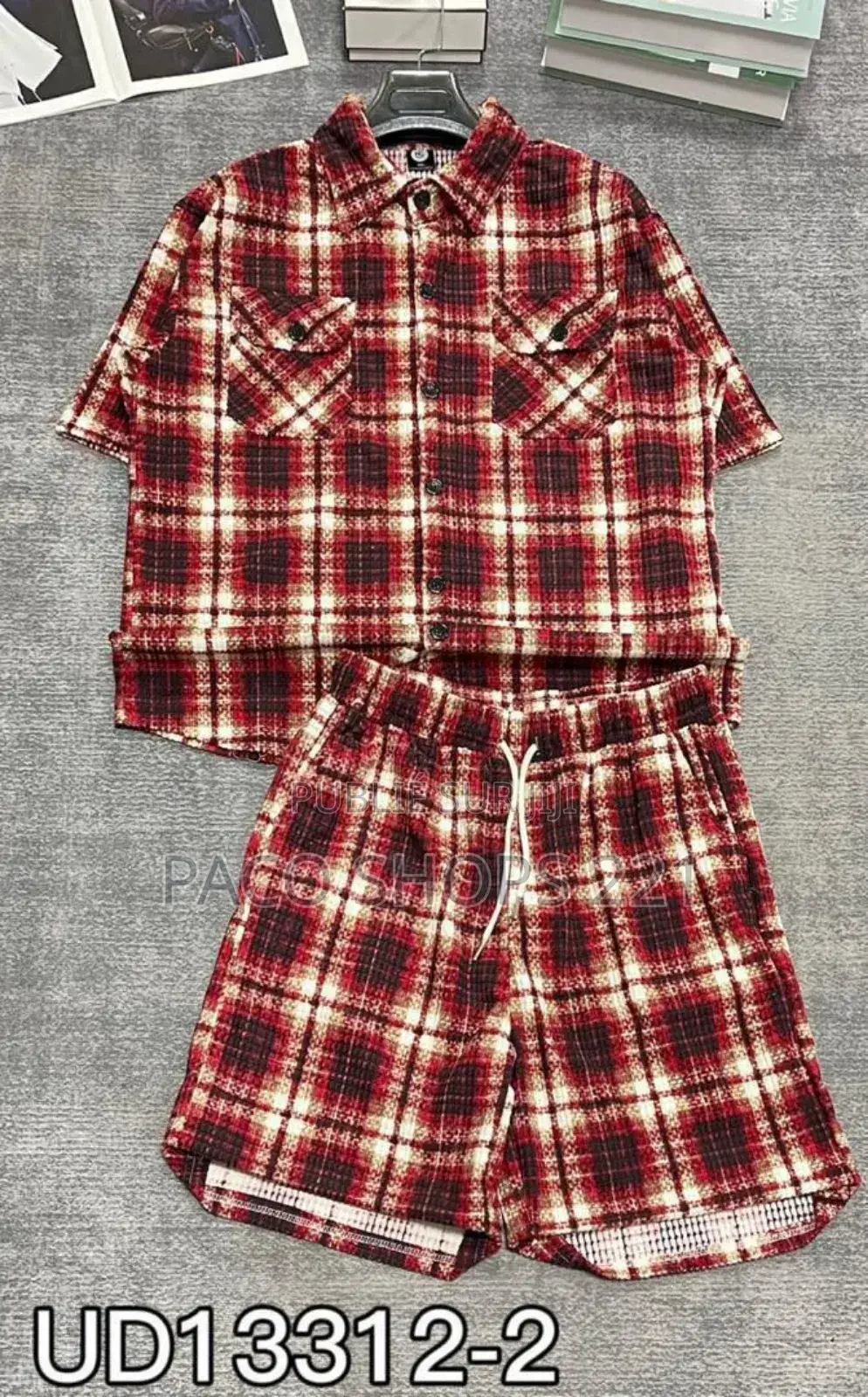 Ensemble Checkered Style