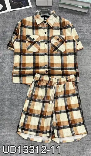 Ensemble Checkered Style